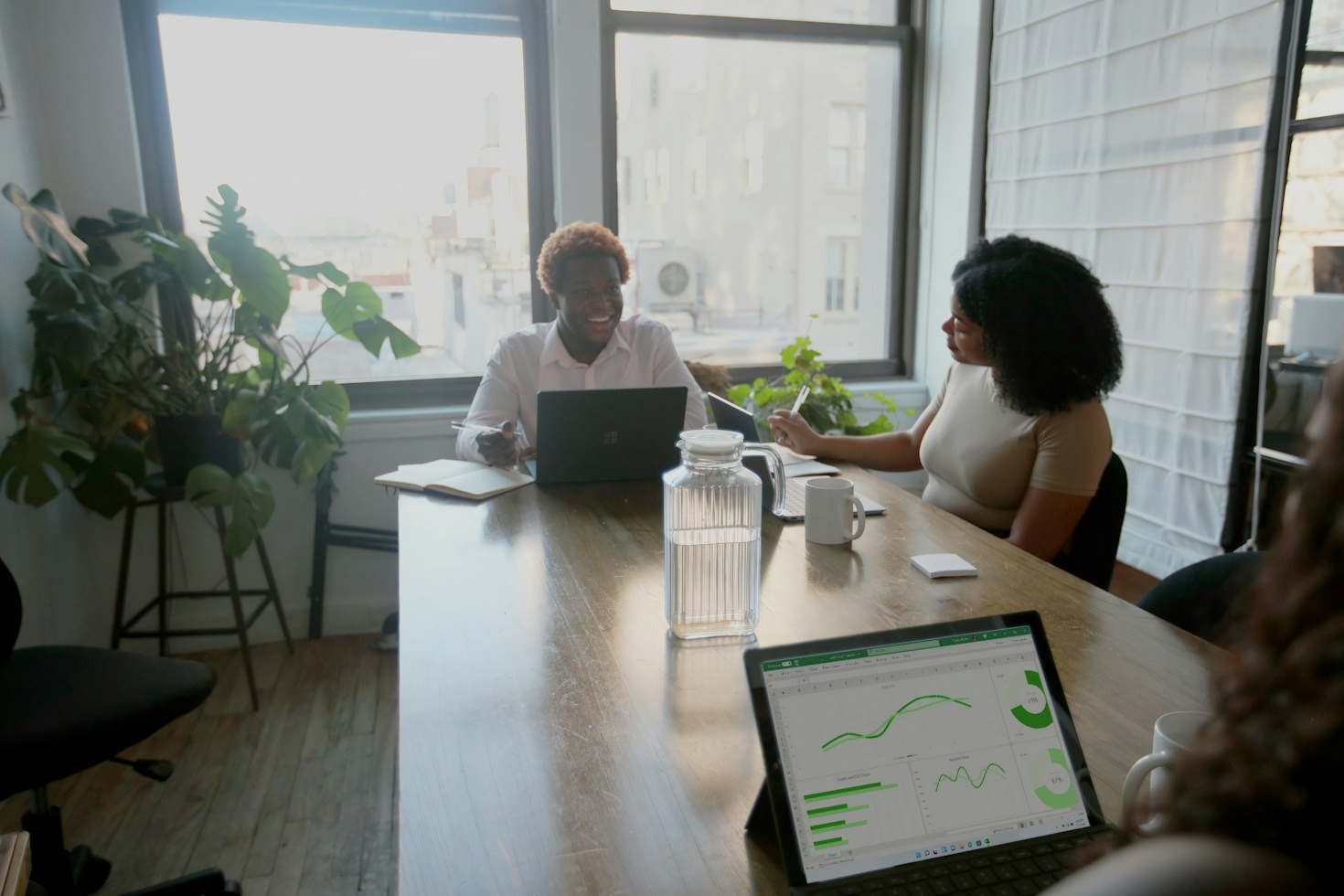 Crypto Market Swings: Key Signals Every Investor Should Monitor